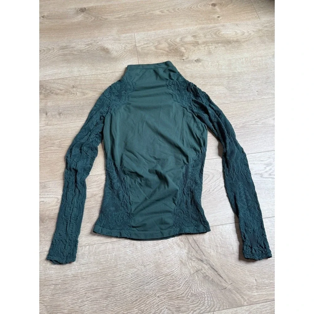 EUC Womens No Turning Back Top Intimantely Free People hunter green USA made M/L